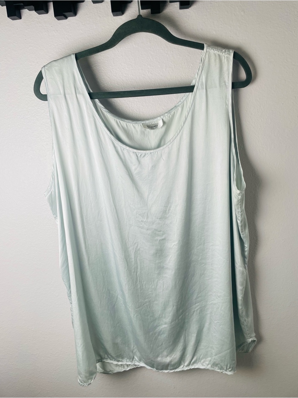 Dorman Vintage Silk Scoop Neck Sleeveless Camisole in Light Aqua Womens Size 3X